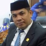 Ketua Komisi II DPRD Mamuju Nilai Proyek Pengaspalan Sese Tidak Masuk Akal