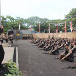 Dansat Brimob Polda Sulsel Pimpin Upacara Pembukaan latihan Kemampuan Gegana Bintara Remaja Satbrimob Polda Sulsel 2021