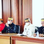 Poto : Wakil Ketua DPRD Sulbar dan Beberapa Anggota DPRD Lainnya Terima Aksi Unjuk Rasa Aliansi Pemuda Sulbar