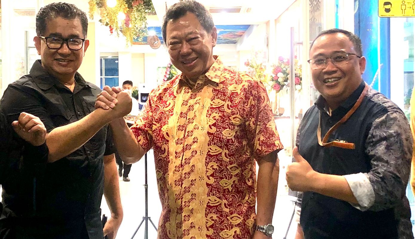 Pj Gubernur Sulbar, Akmal Malik bersama pihak Sriwijaya Air bersepakat untuk membuka rute penerbangan Jakarta-Mamuju-Balikpapan