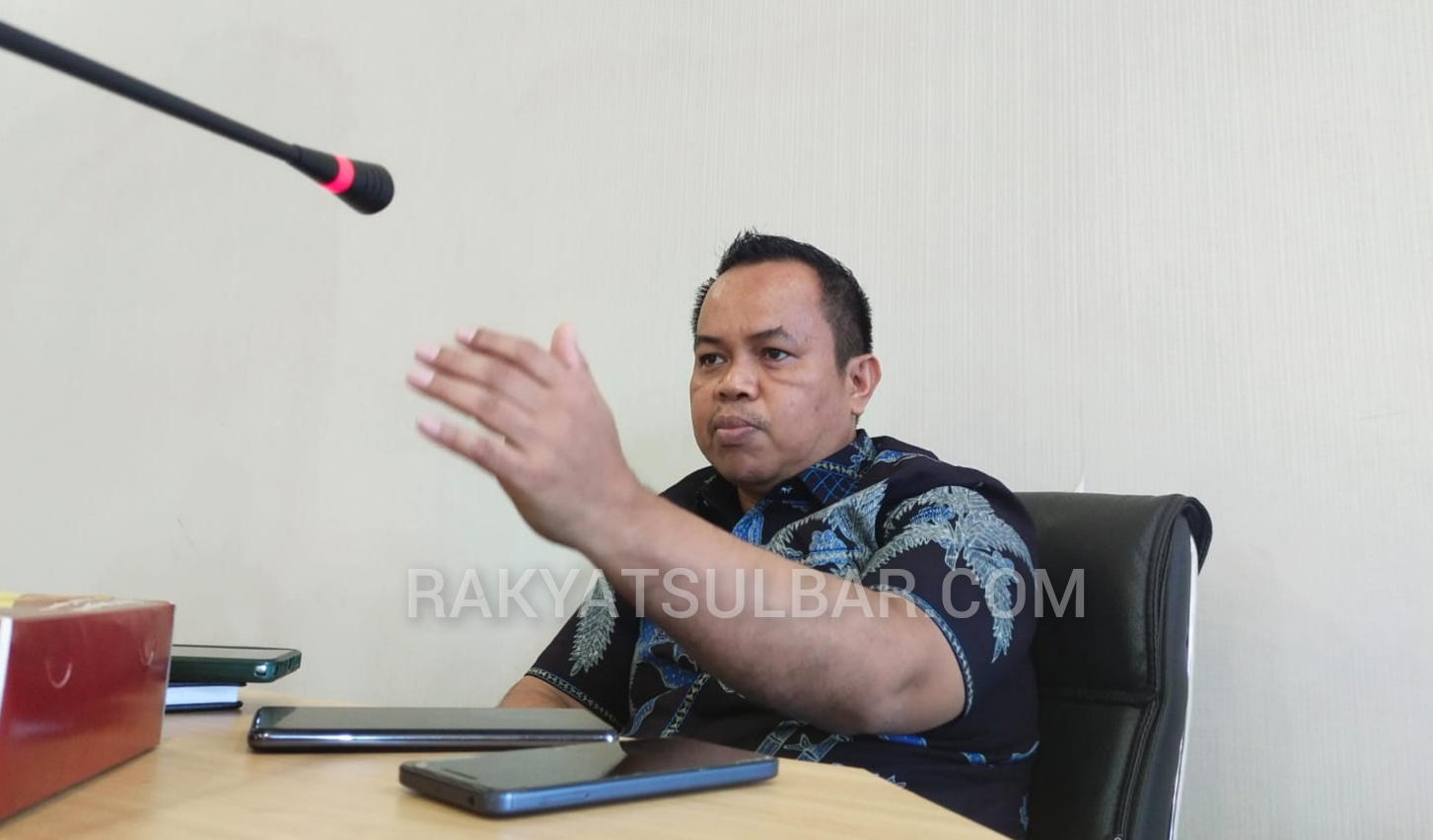 Ketua Komisi III Masram Jaya (Foto Sudirman/Rakyatsulbar.com)