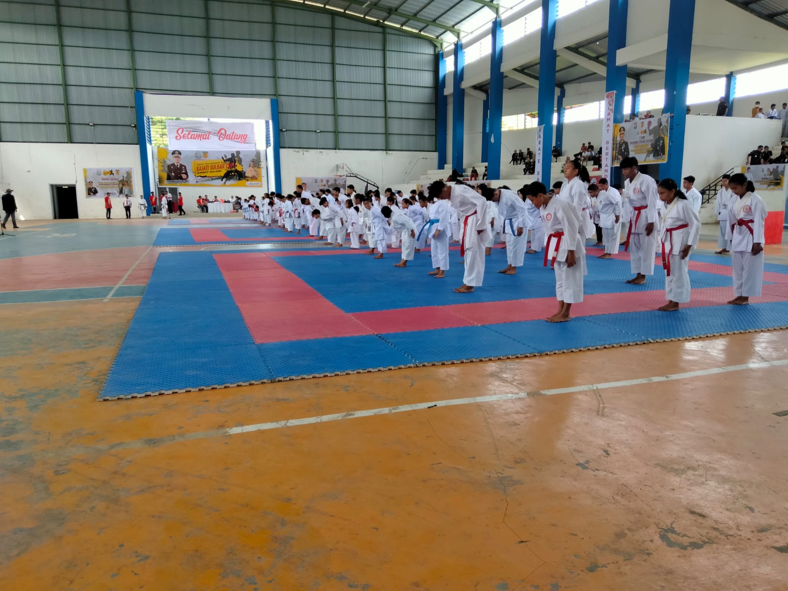 Pembukaan Turnamen Karate Kejati Sulbar Cup 1 2022 untuk menyambaut Hari Bhakti Adhyaksa ke-62 (Foto Musraho/ Rakyatsulbar.com)