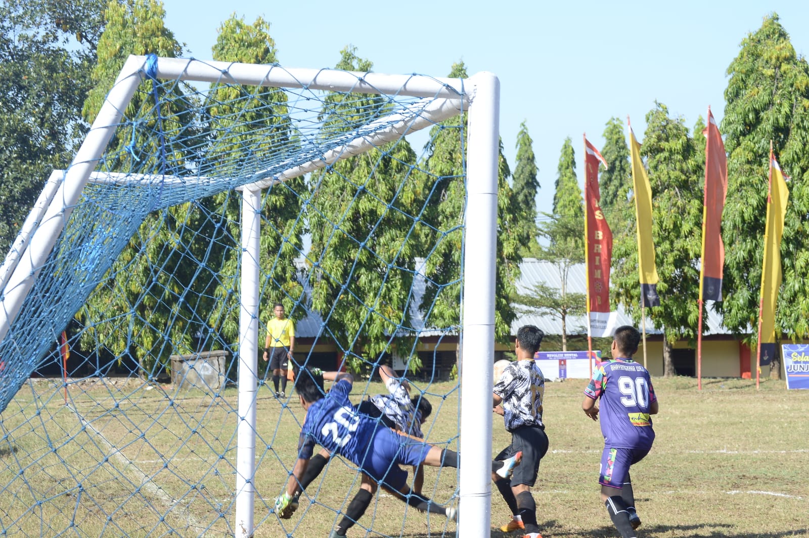 Teratai FC Kembali Memanangkan Pertandingan Melawan Polres Wajo Dengan Skor 2 - 0