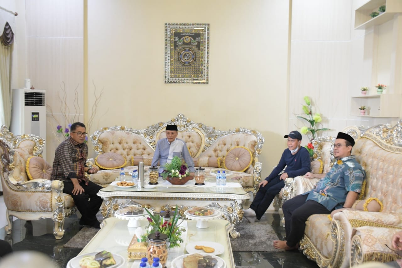 Pj Gubernur Sulawesi Barat (Sulbar) , Akmal Malik melakukan pertemuan bersama Bupati Mamuju Tengah