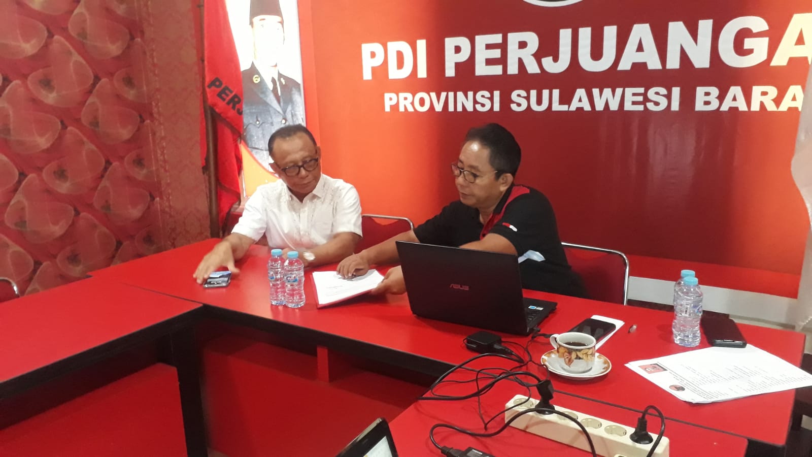 Habsi Wahid Daftarkan Dirinya Ke PDIP Sulbar