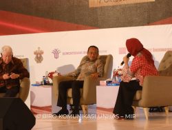 Orasi Ilmiah Menteri Investasi di Unhas Bahas Transformasi Ekonomi dengan Kearifan Lokal