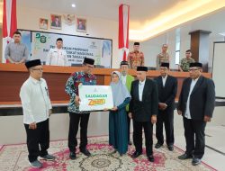 Baznas Sulsel Serahkan Bantuan Z-Mart Takalar