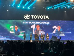 Ruly Adinatha dari Kalla Toyota Raih Penghargaan Nasional The Best Branch Manager di Toyota Dealer Convention 2023