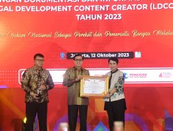 Menkumham Anugerahkan 57 Anggota JDIHN Terbaik Tahun 2023