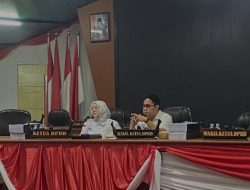 Ketua dan Wakil Ketua DPRD Sulbar Pimpin Rapat Pembahasan KUA – PPAS Perubahan 2023