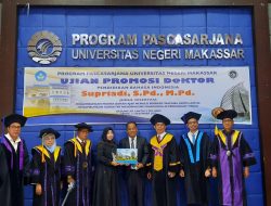 Supriadi Gelar Promosi Doktor di Prodi Bahasa Indonesia Pasca Sarjana UNM