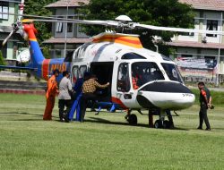 Gunakan Helikopter, PJ Gubernur Sulbar Tinjau Titik Lokasi yang akan Dikunjungi Presiden RI Jokowi