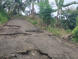 Jalan Poros Pamombong-Salupangi Sangat Memprihatinkan