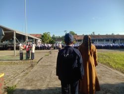 Upacara Sekaligus MPLS Siswa SMPN 1 Tapalang di Hari Pertama Sekolah