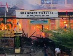 Gedung SMKN 2 Majene Hangus Terbakar