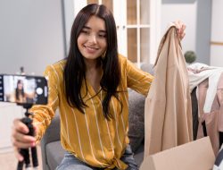 Bisnis E-Commerce Indonesia Capai Rp 1.026 Triliun, Didorong Tren Live Shopping