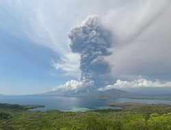 Bandara Komodo Kembali Dibuka, Erupsi Gunung Lewotobi Mulai Mereda