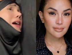 Isa Zega Doa di Depan Ka’bah untuk Nikita Mirzani