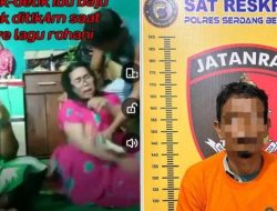 HOT! Istri Sedang Live FB, Suami Tega Tikam dari Belakang