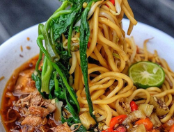 Mie Kangkung Hidangan Lezat yang Memikat Selera