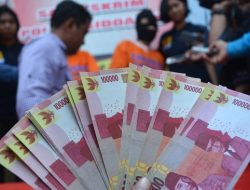 Bank Indonesia Temukan Uang Palsu Saat Sosialisasi Uang Asli di Pasar Gowa