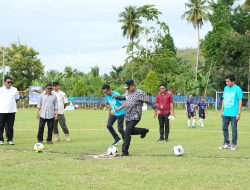 Bahtiar, Hadiri Pembukaan Sepak Bola MWR Cup 4 di Sumare Mamuju