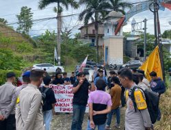 Aliansi Pemuda dan Mahasiswa Pemerhati Pariwisata dan Kebudayaan Geruduk Kantor Disparbud Mamuju