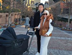 Kemewahan Syahrini dan Reino Barack Liburan di Jepang dengan Stroller Seharga Motor Nmax