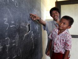 Mensos Sebut Sekolah Rakyat dapat Memutus Kemiskinan