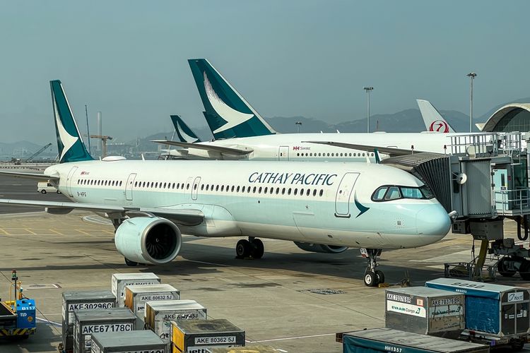 Ilustrasi pesawat milik maskapai Cathay Pacific. (Shutterstock)