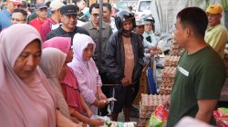 Pemerintah Provinsi (Pemprov) Sulawesi Barat (Sulbar) kolaborasi Pemkab Majene melaksanakan Gerakan Pangan Murah (GPM) atau pasar murah, Selasa 11 Februari 2025.